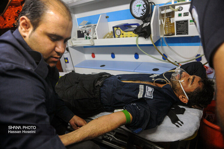 مهار فوران چاه ۱۴۷ رگ سفید