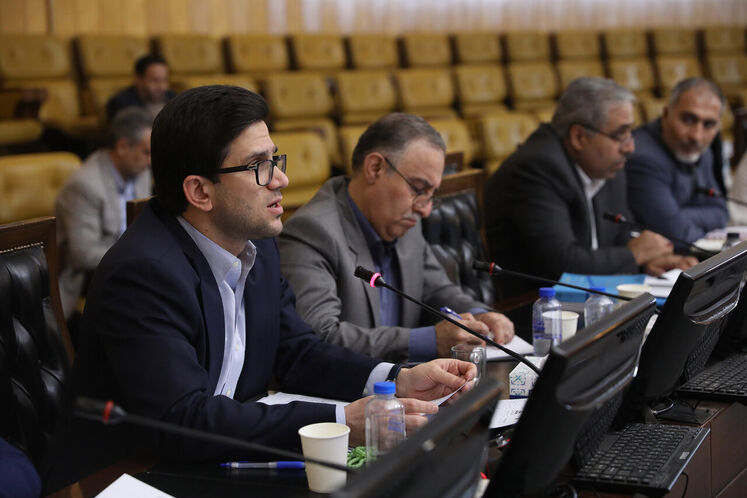 محمدصادق عظیمی‌فر، مدیرعامل شرکت ملی پالایش و پخش فرآورده‌های نفتی ایران