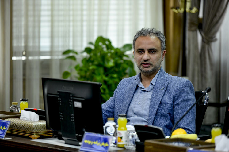 محمدعلی روح اللهی، رئیس بخش پتروشیمی امور صنعت و معدن سازمان برنامه و بودجه کشور