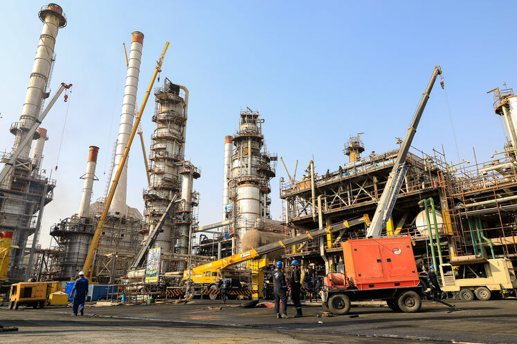 Tehran Refinery completes overhaul with round-the-clock efforts by 2,000 workers