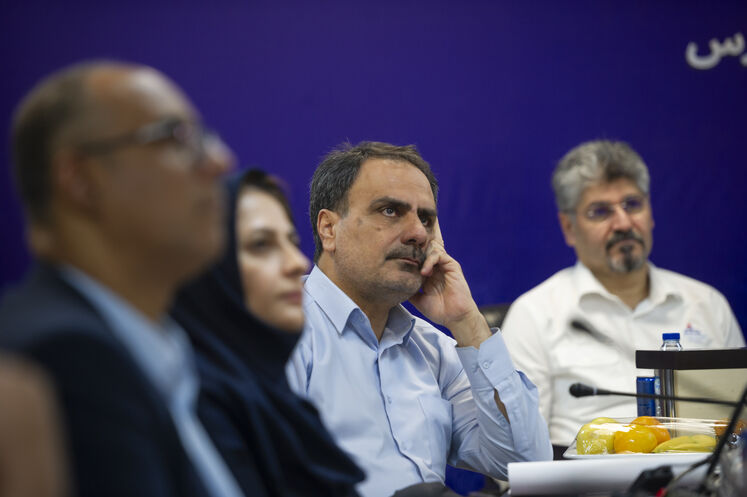  رامین حاتمی، نائب رئیس هیئت‌مدیره و مدیر برنامه‌ریزی تلفیقی شرکت ملی نفت ایران