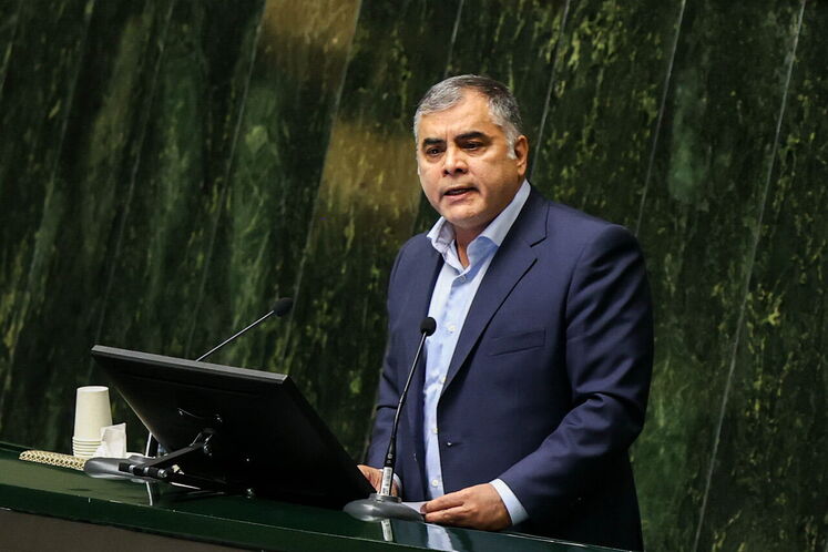 محسن پاک‌نژاد، وزیر نفت