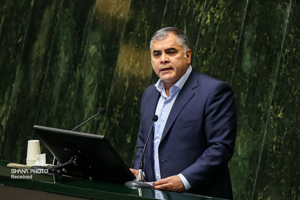 بررسی اجرای برنامه هفتم در صحن علنی مجلس