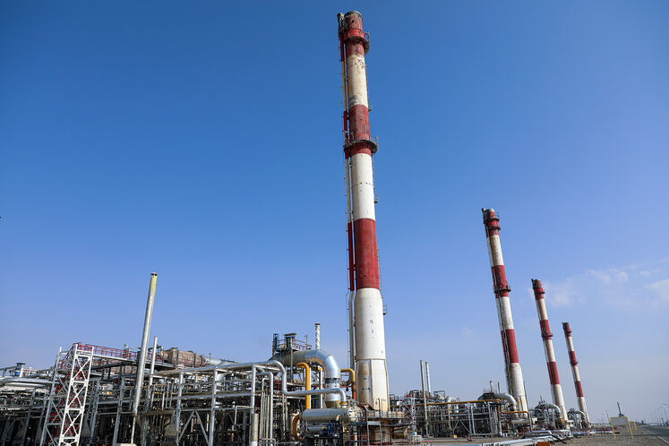 بازدید اصحاب رسانه از پالایشگاه هاشمی‌نژاد