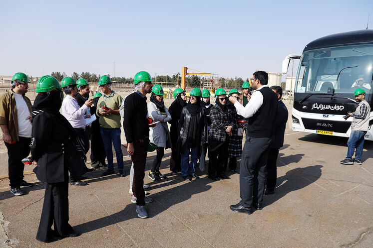 بازدید اصحاب رسانه از پالایشگاه هاشمی‌نژاد