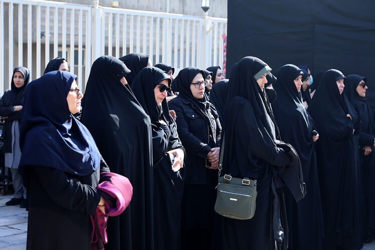 آیین سوگواری شهادت حضرت فاطمه الزهرا(س) در مقبره الشهدای گمنام وزارت نفت