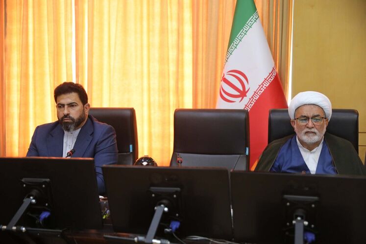 از راست: موسی احمدی، رئیس کمیسیون انرژی مجلس و محمد کعب‌ عمیر، نایب رئیس دوم کمیسیون انرژی مجلس شورای اسلامی