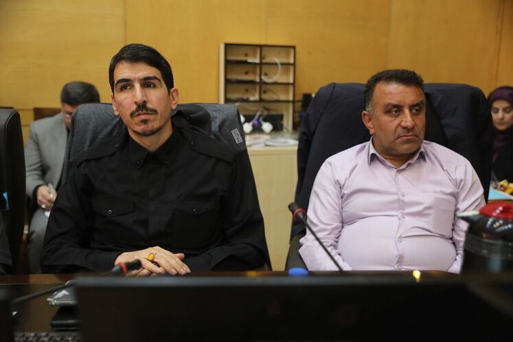 از راست: محمد بهرامی سیف‌آبادی و مالک شریعتی نیاسر، اعضای کمیسیون انرژی مجلس