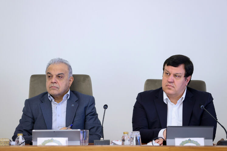 نشست پیگیری طرح‌های افزایش تولید در حوزه انرژی