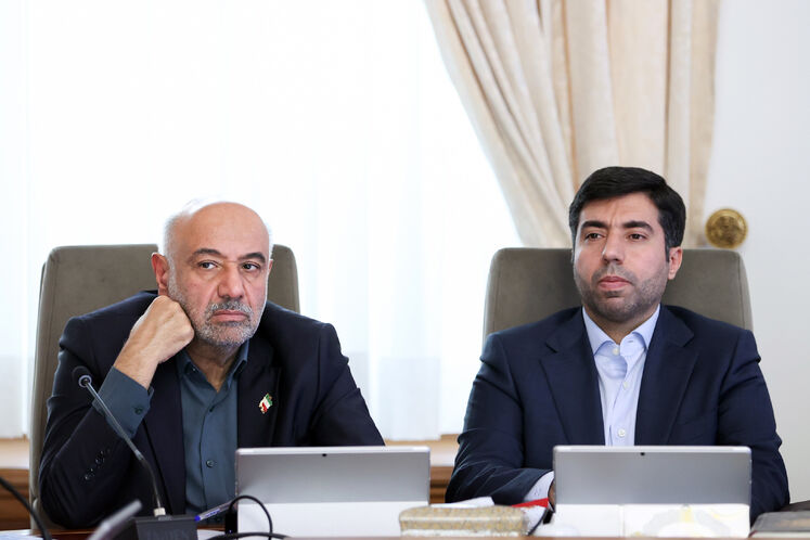 نشست پیگیری طرح‌های افزایش تولید در حوزه انرژی