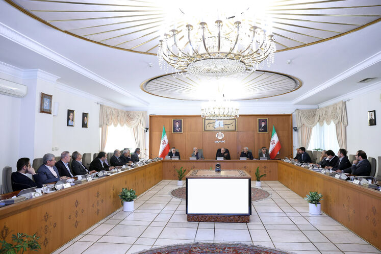 نشست پیگیری طرح‌های افزایش تولید در حوزه انرژی