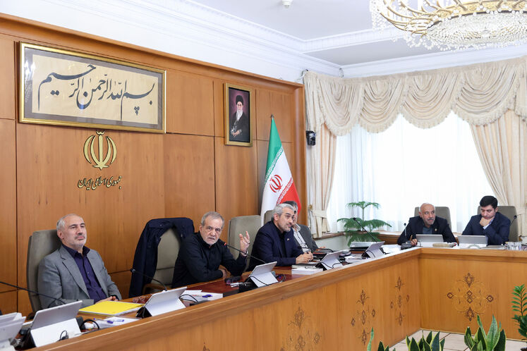 نشست پیگیری طرح‌های افزایش تولید در حوزه انرژی