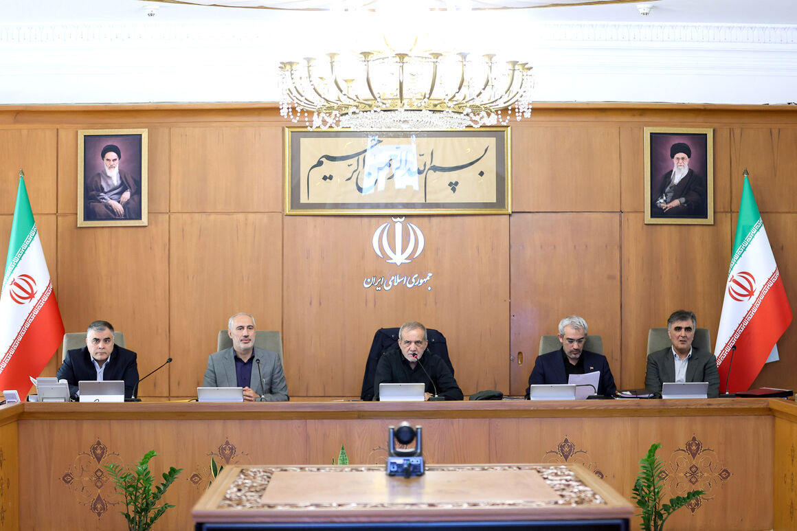 مهار گازهای مشعل باید سریع‌تر به نتیجه برسد