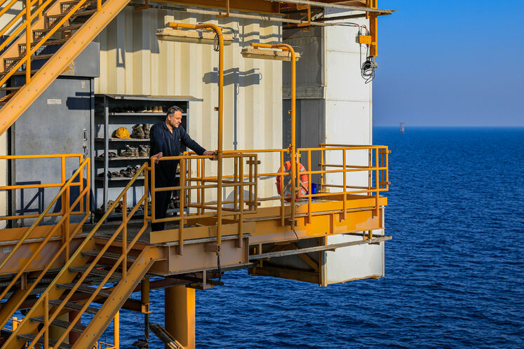 سکوی نفتی سروش