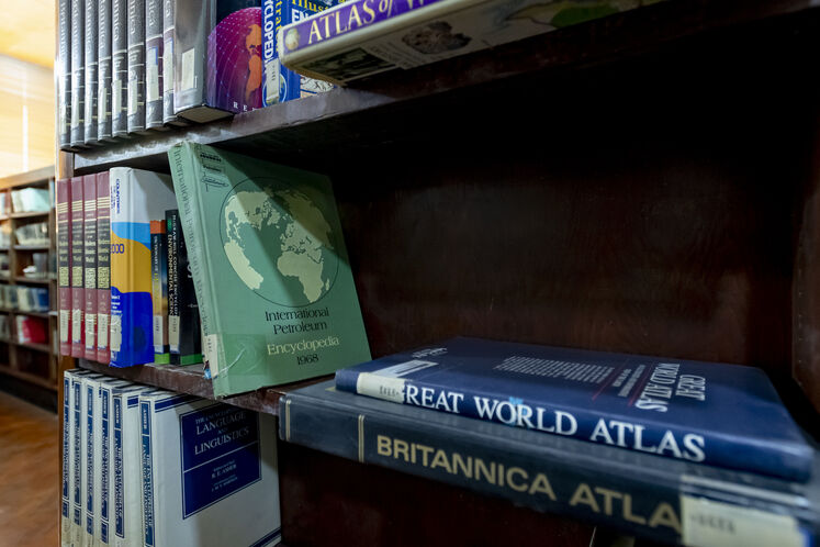 دانشگاه نفت آبادان