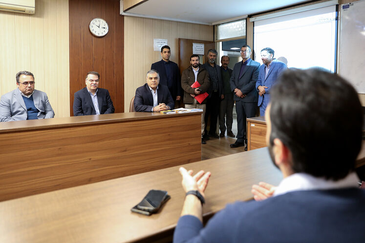 بازدید وزیر نفت از دانشکده نفت تهران