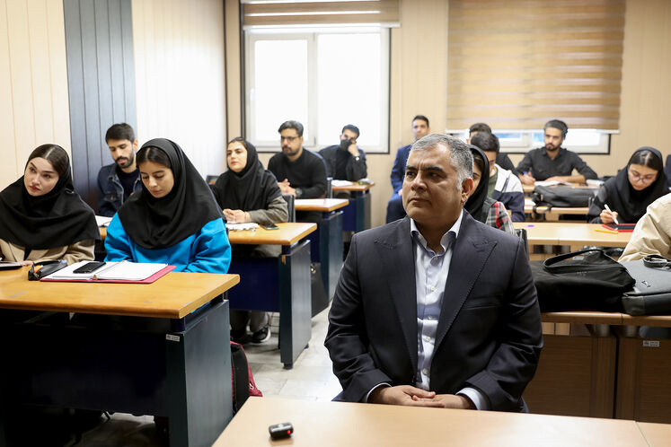 محسن پاک‌نژاد، وزیر نفت