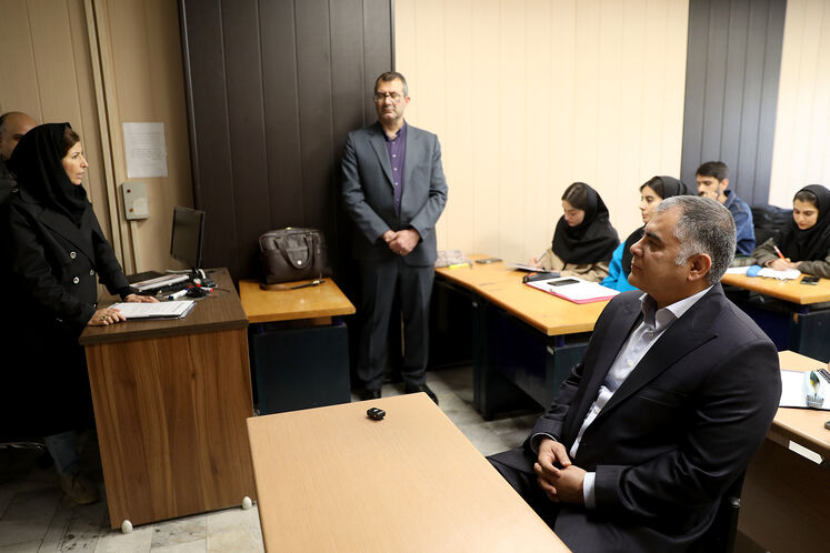 بازدید وزیر نفت از دانشکده نفت تهران