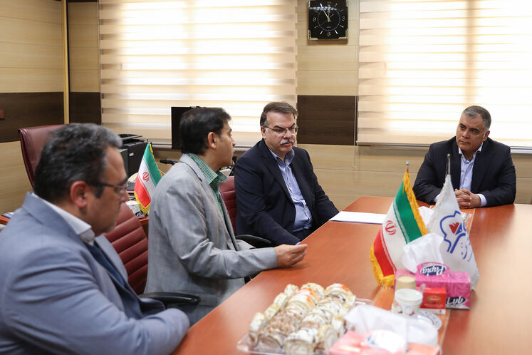 بازدید وزیر نفت از دانشکده نفت تهران