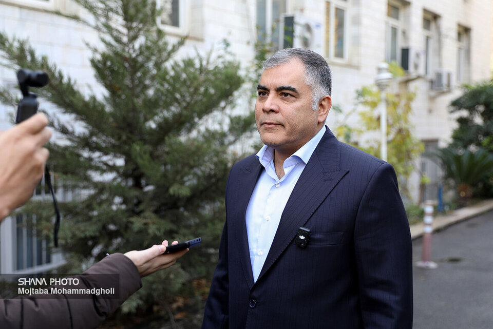 Paknejad calls for fair competition in oil industry hiring