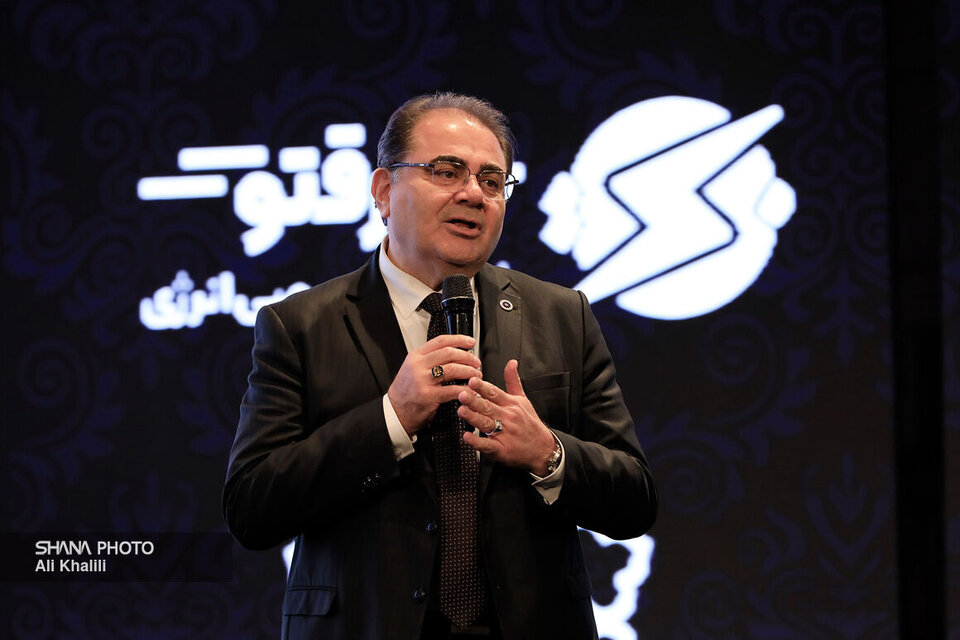 Failure to reform consumption led to energy crisis