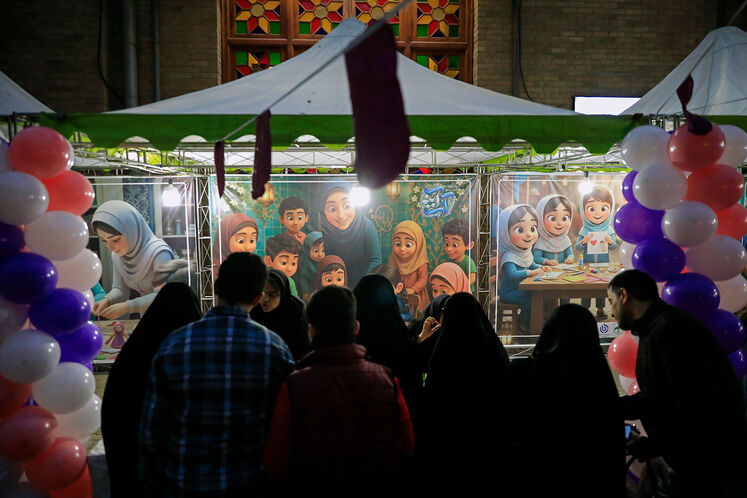 آیین بزرگداشت روز زن و مقام مادر