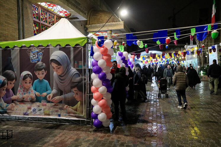 آیین بزرگداشت روز زن و مقام مادر