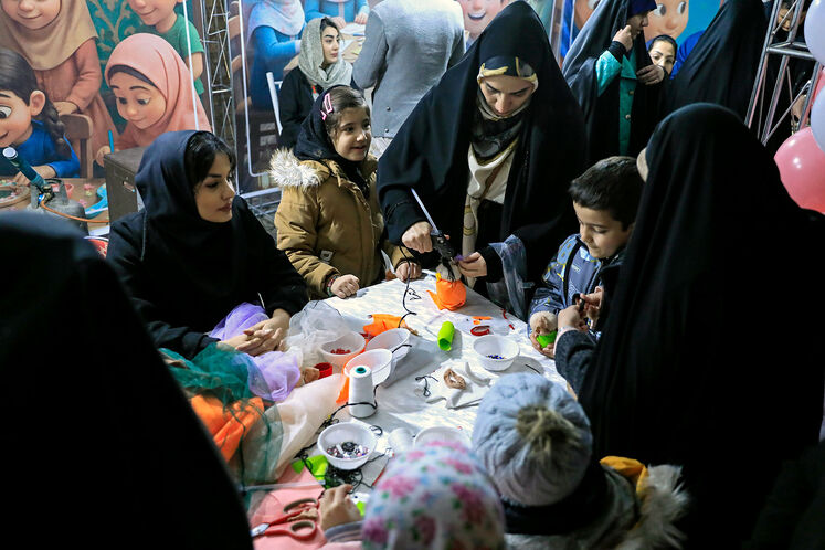 آیین بزرگداشت روز زن و مقام مادر