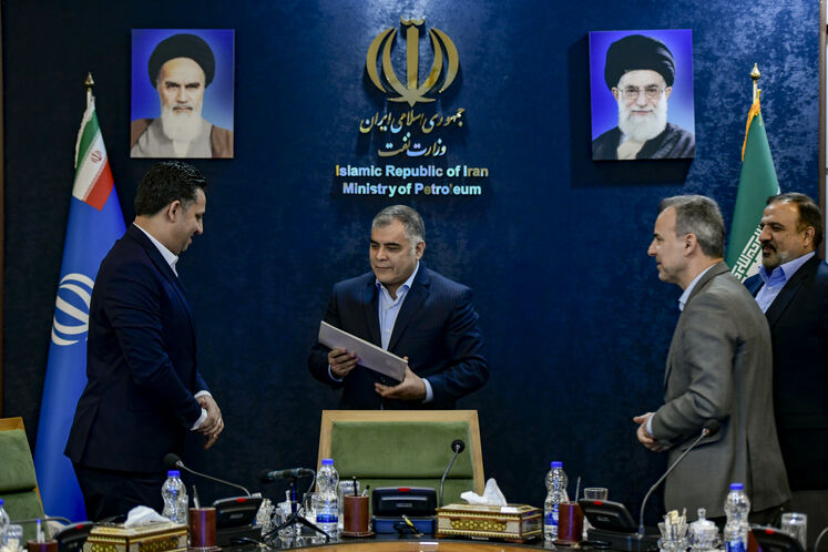 تکریم و معارفه مدیرکل روابط عمومی وزارت نفت