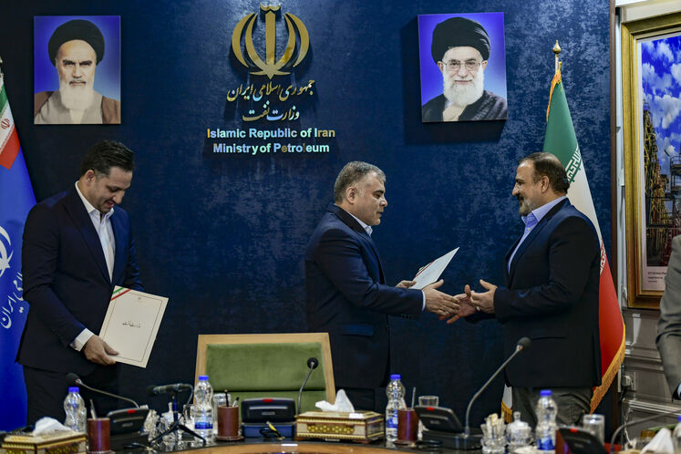 تکریم و معارفه مدیرکل روابط عمومی وزارت نفت