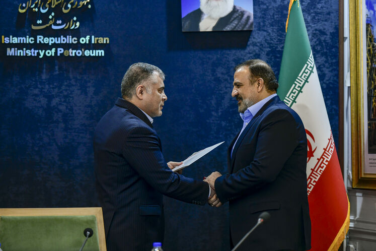 تکریم و معارفه مدیرکل روابط عمومی وزارت نفت