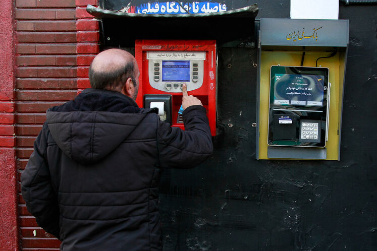 روند عادی توزیع بنزین در جایگاه‌های عرضه سوخت