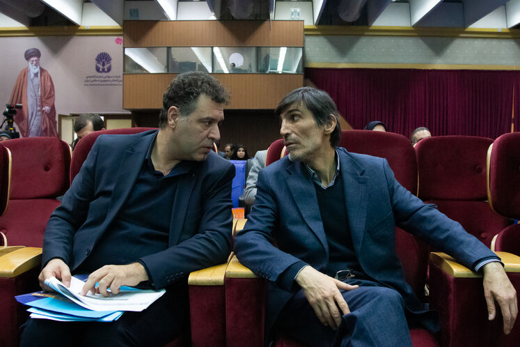 سمت راست:  محمدسعید سیف، مدیرکل دفتر ارتباط با جامعه و صنعت وزارت علوم، تحقیقات و فناوری