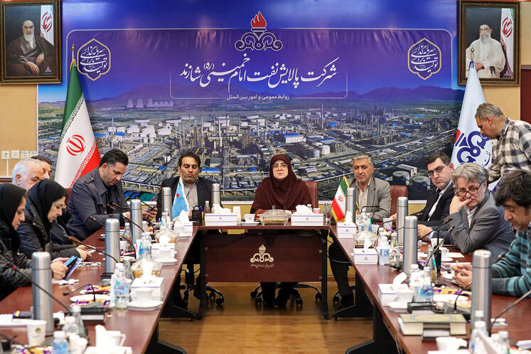 بازدید فاطمه مهاجرانی، سخنگوی دولت در شرکت پالایش نفت امام خمینی (ره) شازند - اراک