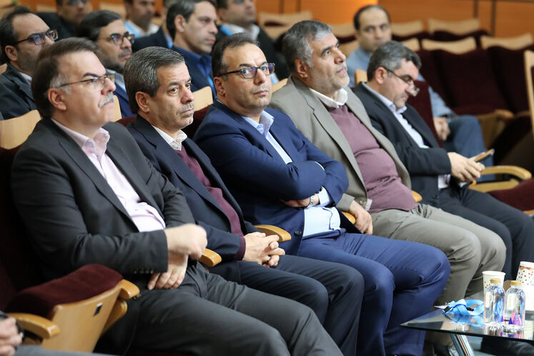 آیین گرامیداشت هفته پژوهش در شرکت ملی پالایش و پخش فرآورده‌های نفتی ایران