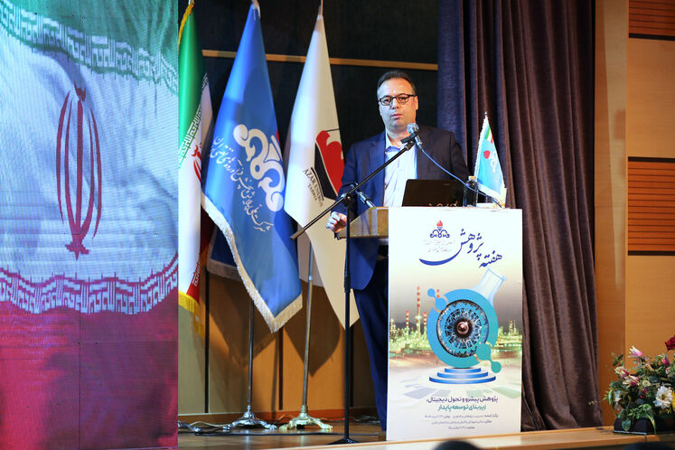 مهدی دژحسینی، مدیر پژوهش و فناوری شرکت ملی پالایش و پخش فرآورده‌های نفتی ایران