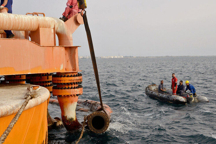 عملیات بازیابی، تعویض و نصب مجدد قطعات رشته شلنگ بیرونی (OUTER HOSE STRING) پایانه صادراتی SBM