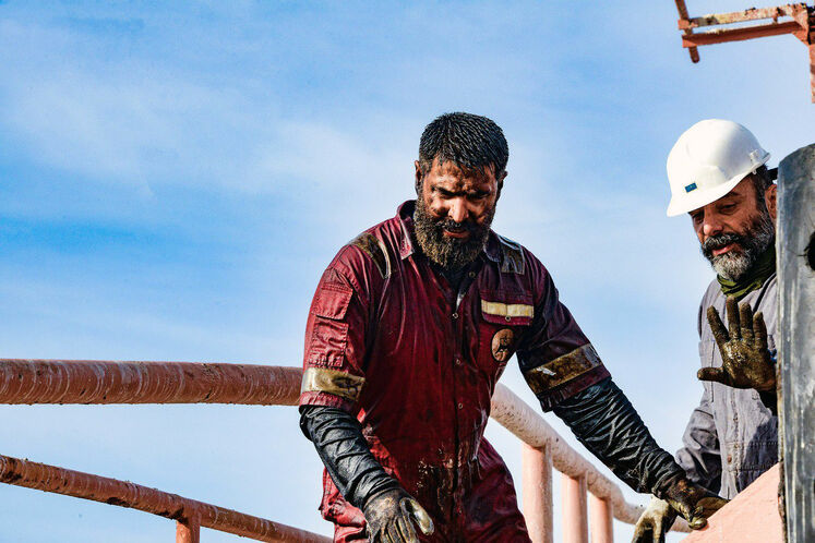 عملیات بازیابی، تعویض و نصب مجدد قطعات رشته شلنگ بیرونی (OUTER HOSE STRING) پایانه صادراتی SBM