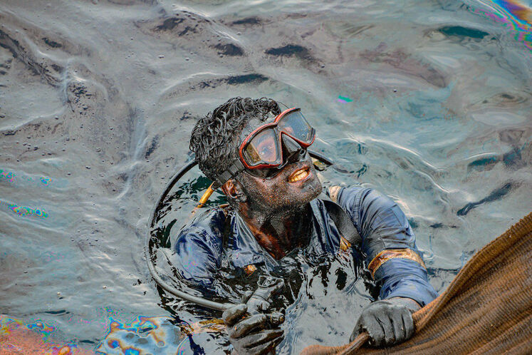 عملیات بازیابی، تعویض و نصب مجدد قطعات رشته شلنگ بیرونی (OUTER HOSE STRING) پایانه صادراتی SBM