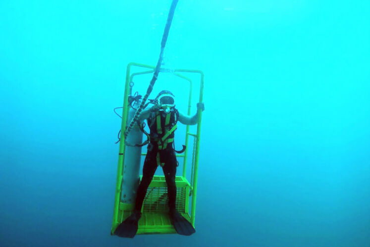 عملیات بازیابی، تعویض و نصب مجدد قطعات رشته شلنگ بیرونی (OUTER HOSE STRING) پایانه صادراتی SBM