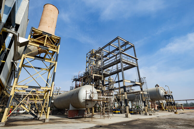 کارخانه گاز و گاز مایع ۸۰۰ (ان‌جی‌ال ۸۰۰ )