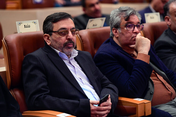 احسان تقوی‌نژاد، مدیرکل امور اوپک، مجامع و سازمان‌های بین‌المللی وزارت نفت