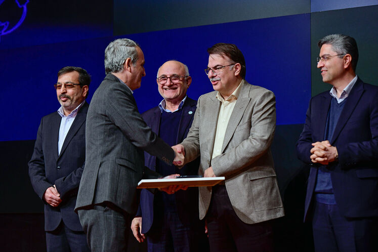 آیین جشنواره پژوهش و فناوری پژوهشگاه صنعت نفت