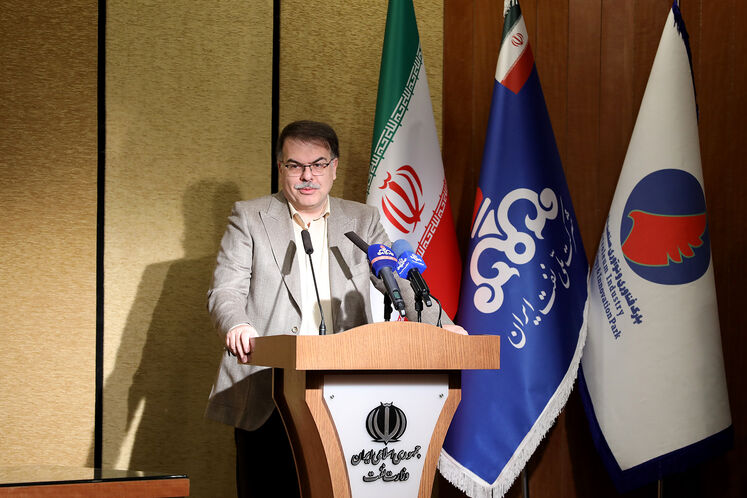 امید شاکری، معاون وزیر نفت در امور مهندسی، پژوهش و فناوری