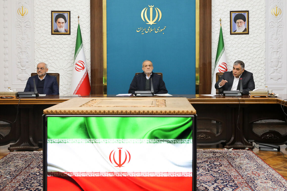 President orders launch of second processing train at South Azadegan field