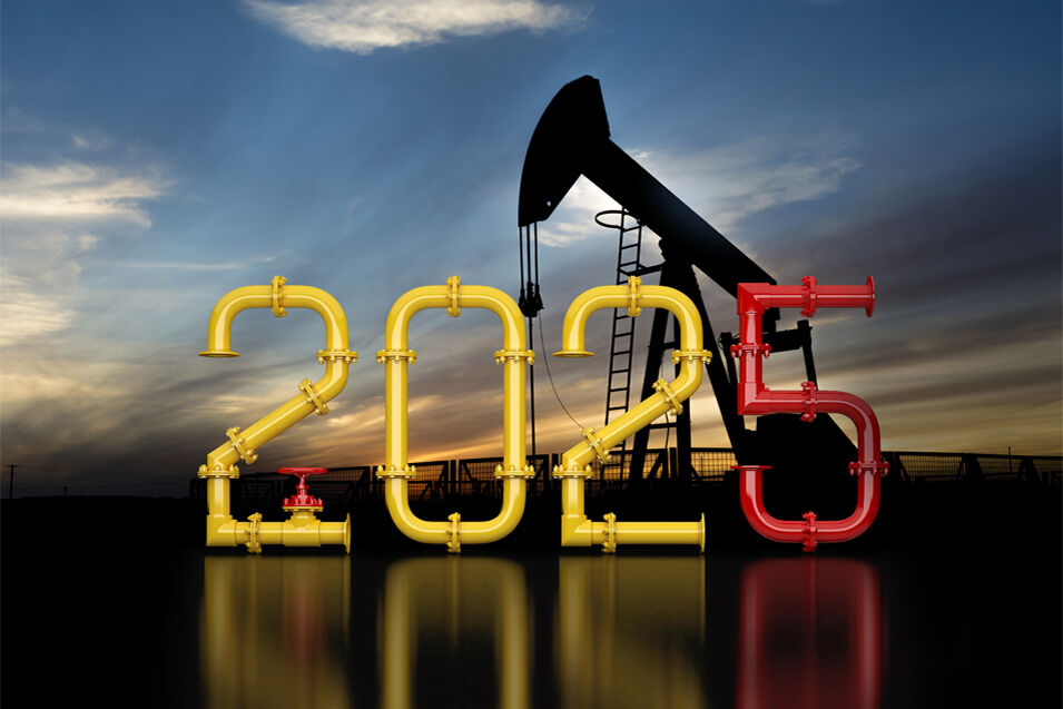 کارنامه سرخ نفت در ۲۰۲۵/ چه عواملی در ریزش قیمت نقش داشتند؟