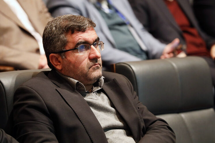 عظیم کلانتری‌اصل، رئیس پژوهشگاه صنعت نفت