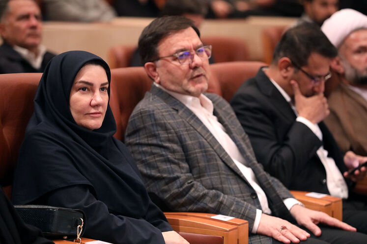 صدیقه خزایی، معاون توسعه مدیریت و سرمایه انسانی وزارت نفت 