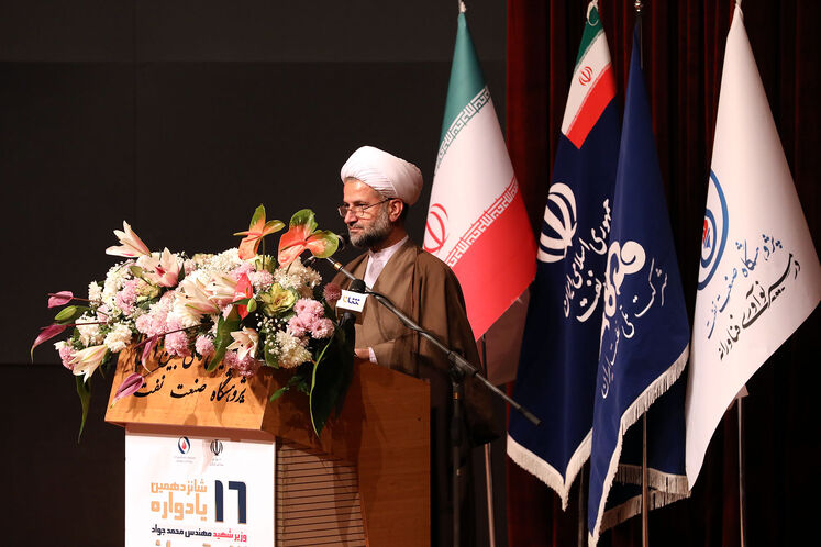 شانزدهمین یادواره شهید محمدجواد تندگویان، یک‌هزار و ۶۱ شهید صنعت نفت و چهارمین یادواره سردار شهید قاسم سلیمانی