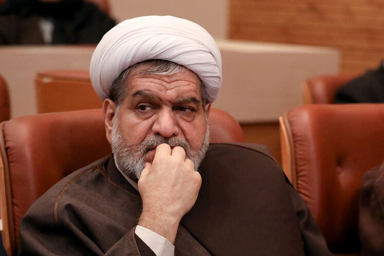 حجت‌الاسلام والمسلمین امیرحسین شاهانی، مشاور قرآنی و اقامه نماز وزیر نفت